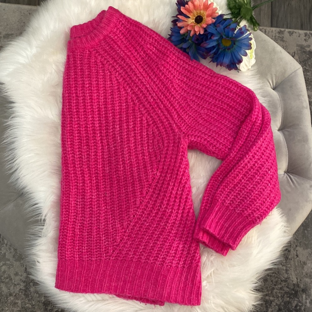Bright Pink Crew Neck Knit Sweater Sz LG FIRM!!